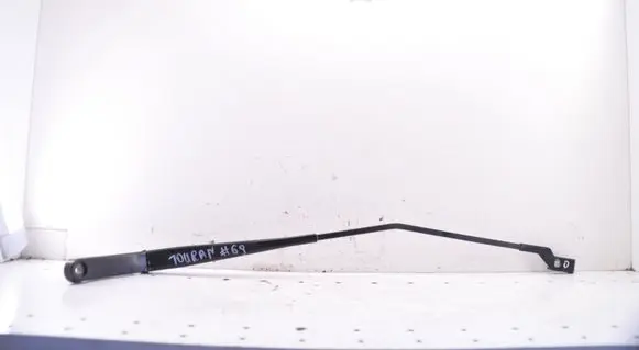 Volkswagen Touran I Windshield/front glass wiper blade 2K1955410B