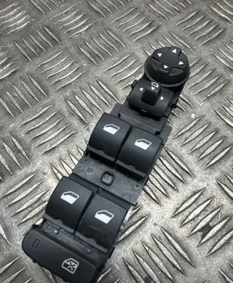 Opel Grandland X Electric window control switch 1035115800 20220412