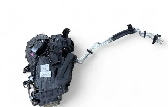Chrysler Pacifica Interior heater climate box assembly P68342100AE TPPER0142R1081