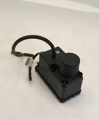 Audi 80 90 B3 Central locking vacuum pump 443862257D