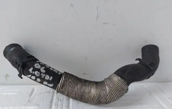 Volkswagen PASSAT B6 Engine coolant pipe/hose 3CO21157 KA4114438