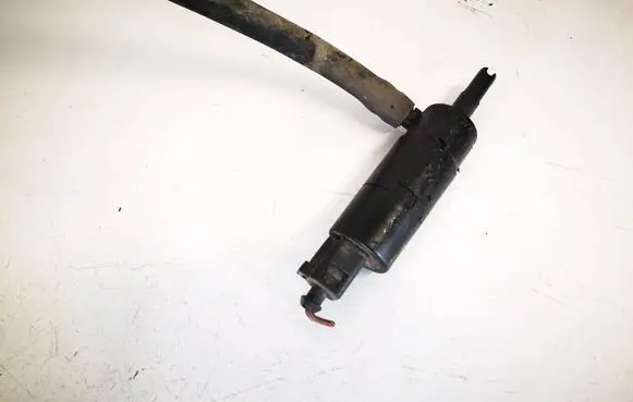 Audi Q7 4L Headlight washer pump 3b0955681