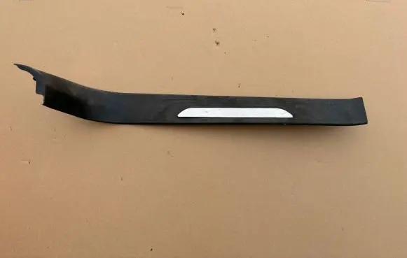 Mercedes-Benz X-class W470 Rear sill trim cover 769855XA5A