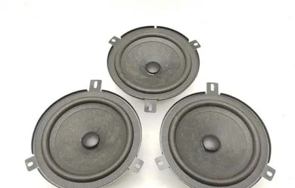Maserati Quattroporte Front door high frequency speaker 670002106