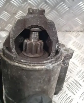 Ford Focus Starter motor 98AB11000AD