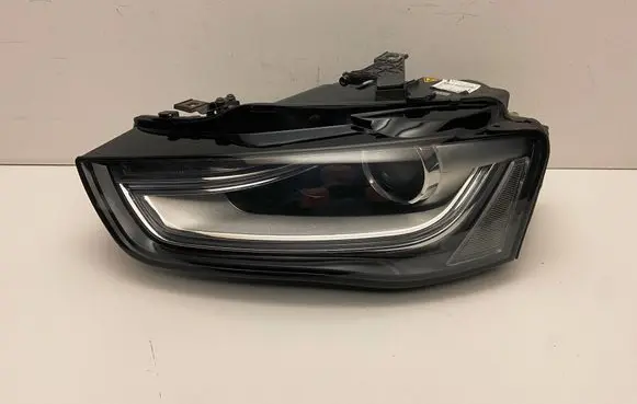 Audi A4 S4 B8 8K Headlight/headlamp 8K0941005C 0301275271 LE10B6235