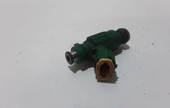 Hyundai Santa Fe Fuel injector 3531037150 9260930004
