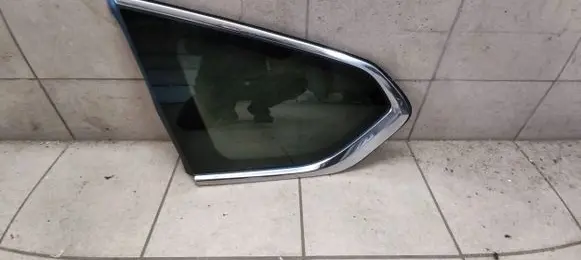 Hyundai Santa Fe Rear side window