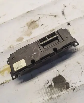 Nissan Altima Climate control unit 27500zB01a 275002B01A