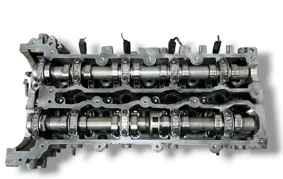 Mercedes-Benz C W204 Engine head A6510101120
