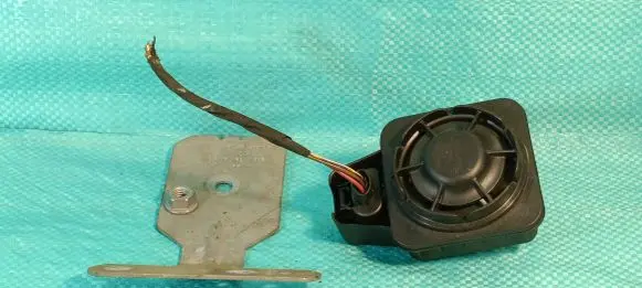 Alarm system siren