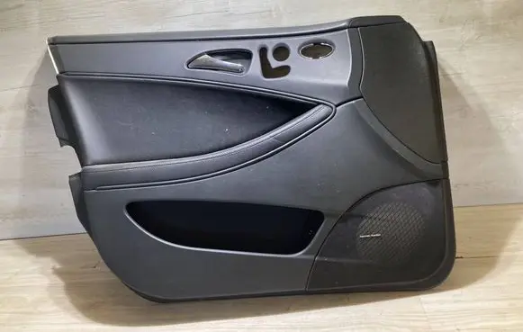 Mercedes-Benz CLS C219 Front door card panel trim A2197201948
