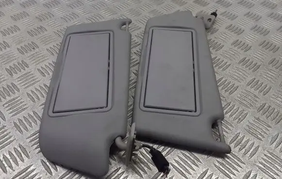 Opel Astra H Sun visor