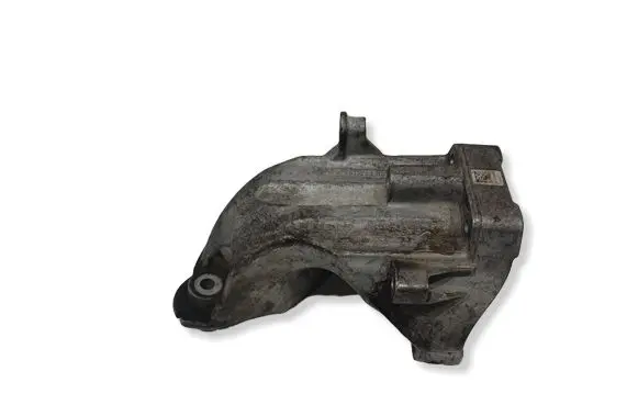 Mercedes-Benz E W212 Engine mounting bracket A6512230004