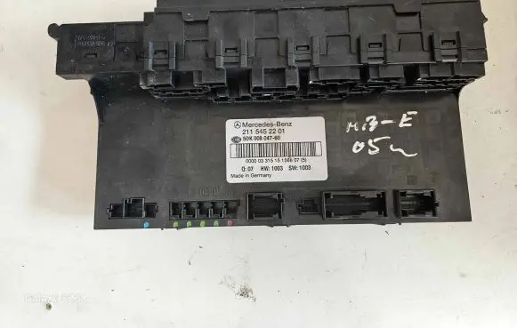 Mercedes-Benz E W211 Comfort/convenience module 2115452201 5DK00804760 0030351515607