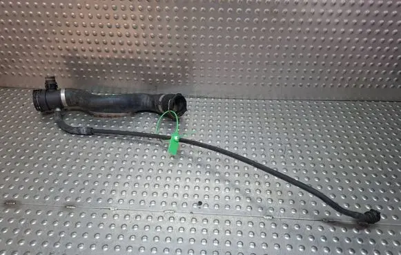 BMW 5 F10 F11 Engine coolant pipe/hose S27705808 7619684 7619696