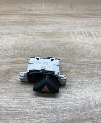 Ford Focus Hazard light switch 2M5T13A350AA
