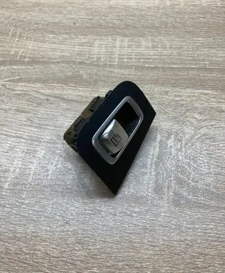 Mercedes-Benz C W205 Electric window control switch A2057200848 2472193