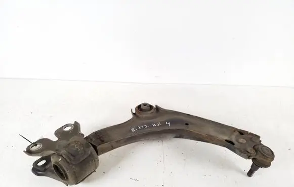 Volvo V60 Front lower control arm/wishbone