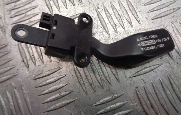 Chrysler PT Cruiser Cruise control switch 04671826AA