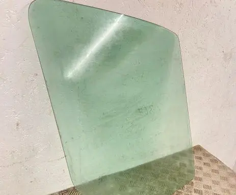 Mercedes-Benz Sprinter W906 Front door window/glass (coupe) DOT27AS2M24100
