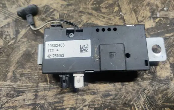 Chevrolet Malibu Aerial antenna amplifier 20882463
