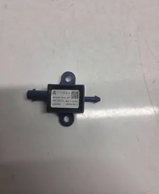 Mercedes-Benz CLA C117 X117 W117 Airbag deployment crash/impact sensor A1179059001 18020800313 10282300