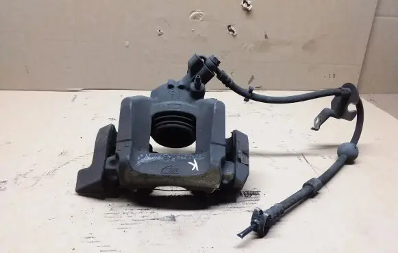 Peugeot 508 Front brake caliper