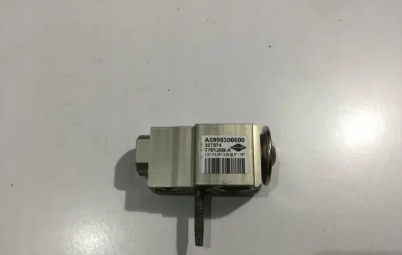 Air conditioning (A/C) expansion valve
