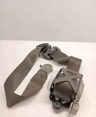 BMW X6 E71 Front seatbelt 0713B631GF 305537599001AE S2716104209K
