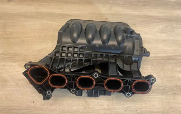 Honda CR-V Intake manifold