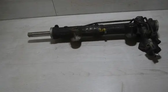 Mercedes-Benz CLS C219 Steering rack R21111011001