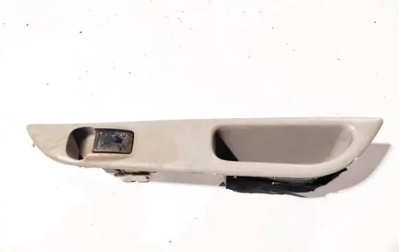 Nissan Almera Tino Electric window control switch 82960bu000