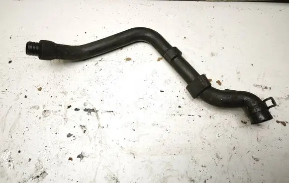 Volkswagen PASSAT B5 Breather hose/pipe 028103493AF