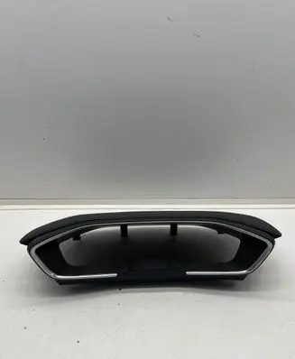 Dashboard trim