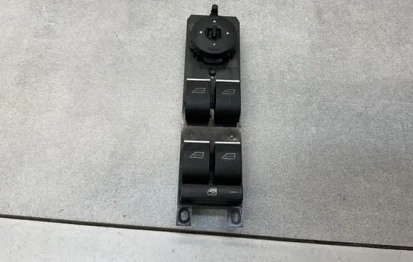 Ford Kuga II Electric window control switch F1ET14A132CA