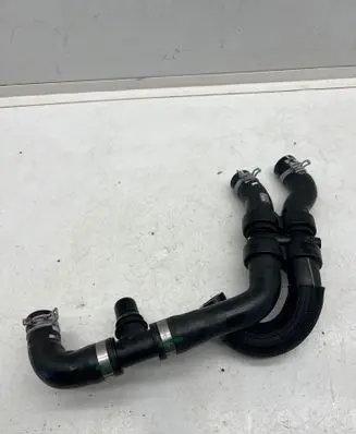 Renault Captur II Engine coolant pipe/hose