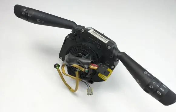 Wiper turn signal indicator stalk/switch