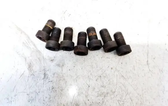 Hyundai Sonata Nuts/bolts 