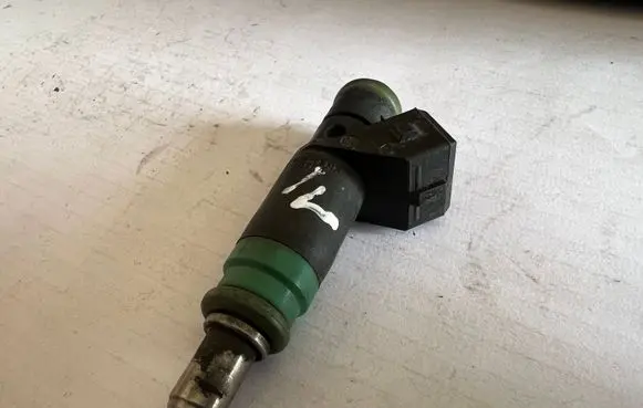 Ford Focus Fuel injector 98MFBB 98MFBB9F593 9F593