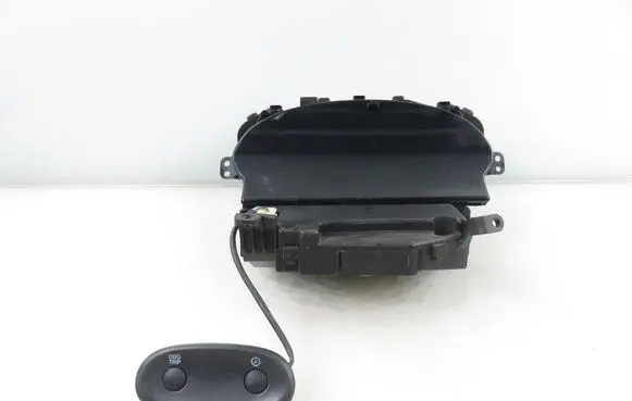 Toyota Yaris Speedometer (instrument cluster) 838000D010