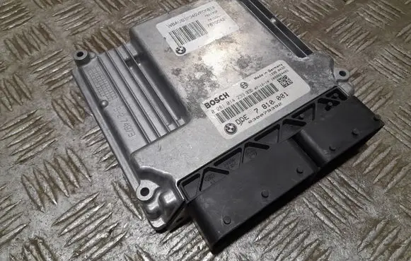 BMW 1 E81 E87 Engine control unit/module 7810001 0281014239 030079392