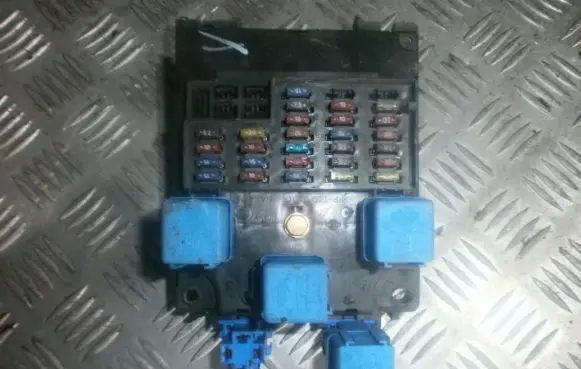 Nissan Micra Fuse box set ppt30gf10