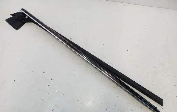 Mercedes-Benz CLK A209 C209 Front door glass trim molding A2097200424
