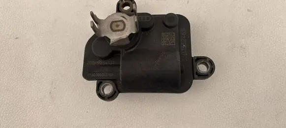 Audi TT TTS RS Mk3 8S Reducing agents exhaust control unit 8S0133246D