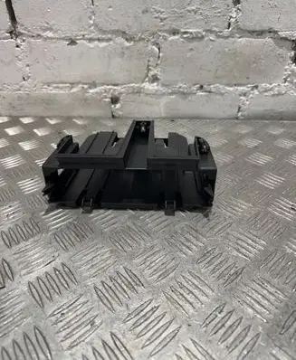 BMW 1 F20 F21 Other engine bay part 8507703