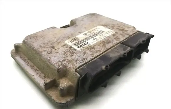 Volkswagen Golf IV Engine control unit/module 06A906018CL 0261206076 26SA5335
