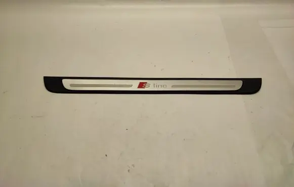 Audi A3 S3 8V Front sill trim cover 8V4853491B