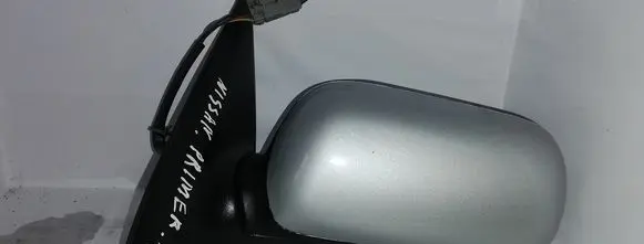 Nissan Primera Front door electric wing mirror 963022F401 11025334
