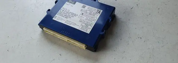 Lexus CT 200H Keyless (KESSY) go control unit/module 